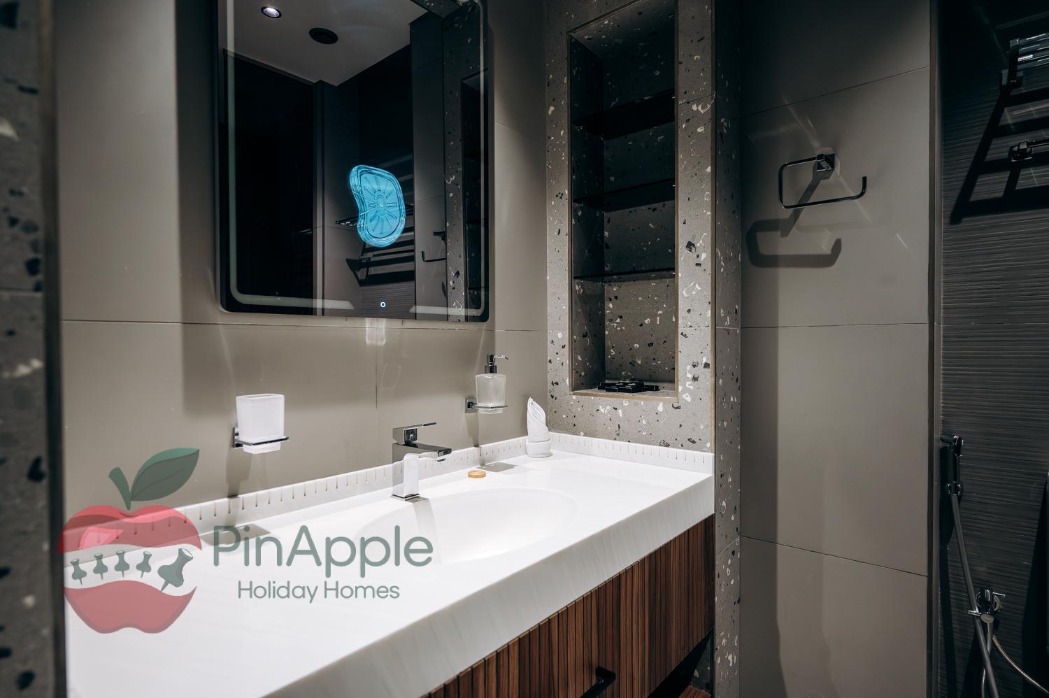 Brand New Spacious Close To Marina Walk Dubai